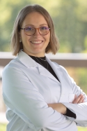 Ángela L.