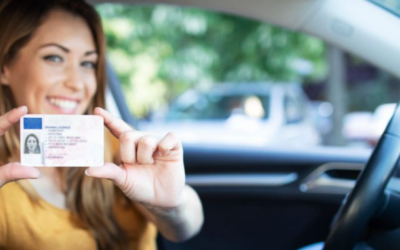 ¿Teórica intensiva o a tu ritmo? 5 trucos para aprobar el examen de la DGT a la primera